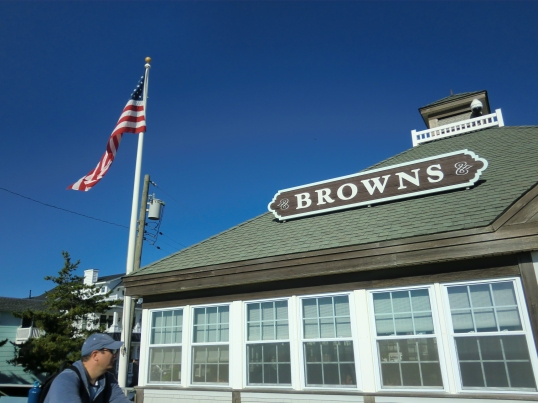 Browns donuts sign